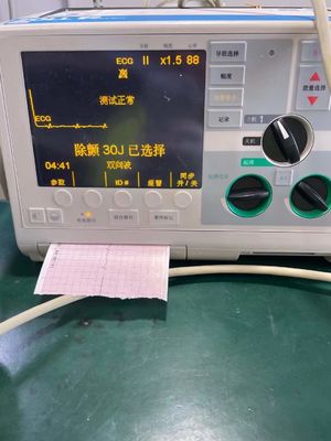 ZOLL M Series Defibrillator เครื่องจักรอะไหล่ คณะซ่อมแซมบริการ ขายปลีก